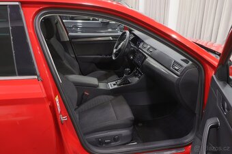 Škoda Superb 3 iV Combi 1.4TSI 160kW DSG - záruka Autodraft - 10