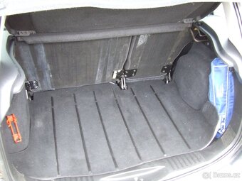 Prodám náhradní díly Ford Fusion 1.4 benzín Facelift 2009 - 10