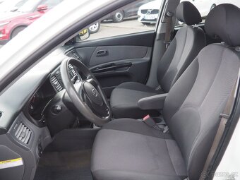 2011 Kia Rio 1.4i 16V - 10