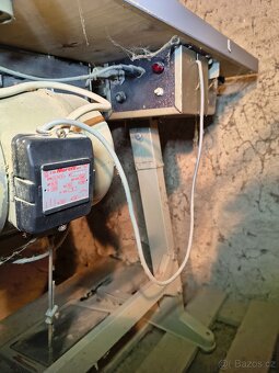 Průmyslový šicí stroj Singer 791D100A - 10