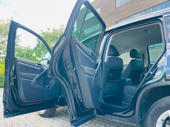 Volkswagen Tiguan 2.0TDI 4x4 MANUÁL LED TAŽNÉ Bi XENONY SENZ - 10