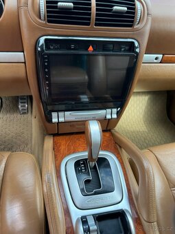 Porsche cayenne 4.5 V8 Lpg - 10