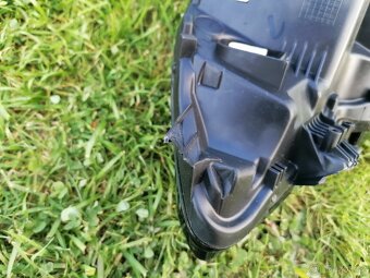 Přední pravé světlo Renault Megane MK.IV - 10