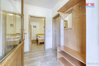 Prodej rodinného domu, 254 m², Stožec - 10