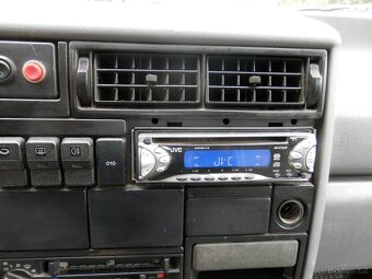 VW Transporter 1.9TD sklápěč, Tažné, 5míst, EKO placeno - 10