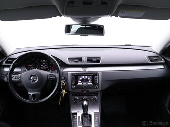 Volkswagen Passat 2,0 TDI 130kW DSG 4Motion (2013) - 10