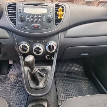 Hyundai i10 - 10