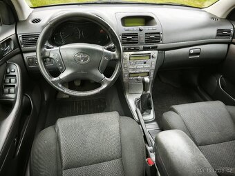 Toyota Avensis Kombi 1.8 VVTi - rok 2005 - 10