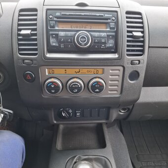 Nissan navara 4x4 - 10