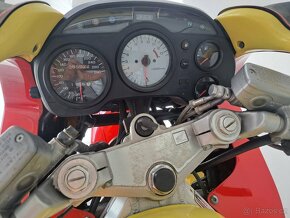 Honda VFR 750F - 10