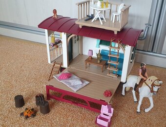Schleich Karavan pro kamarádská setkání - 10
