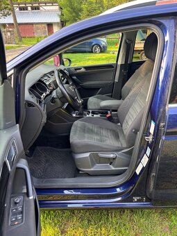 Volkswagen Touran 2.0 TDI 110 kW - Tažné - Navi - Full LED - 10