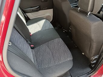 KIA CEED SW rok 2010 - 10