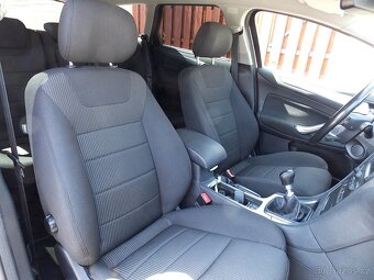 Ford Mondeo 2,2 TDCi 147kW KOMBI TITANIUM 1.majitel - 10