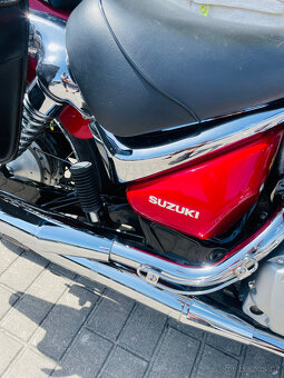 Suzuki VL 125 Intruder r.v.2001 najeto 35tis km - 10