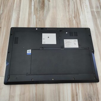 Fujitsu Siemens-15.6"/Intel i3-7th/8GB/256 GB SSD/Win 11 - 10