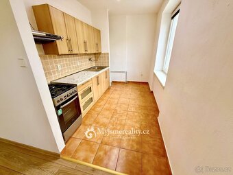 Pronájem bytu 3+1 s balkonem a sklepem, 67 m²,ul. Přímětická - 10