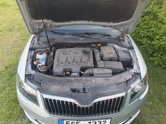 Škoda Superb combi 2,0 TDi DSG TOP VÝBAVA - 10