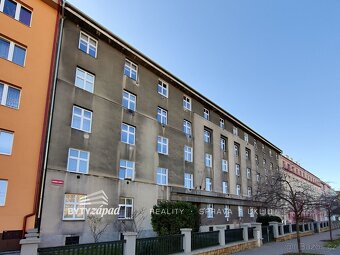 Pronájem bytu 2+kk, 52 m2 v ulici Edvarda Beneše - Jižní př - 10