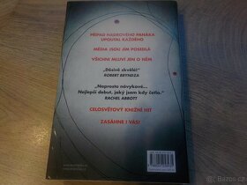 Detektivky a thrillery, Lars Kepler, Daniel Cole, R.Lupton - 10
