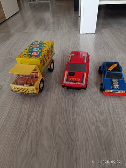 Autíčka retro - 10