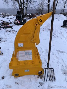 Rozrývák pro bagry 20-36t - 10