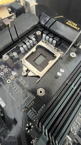 Procesor Intel Core i7-7700K (BO533e4) - 10