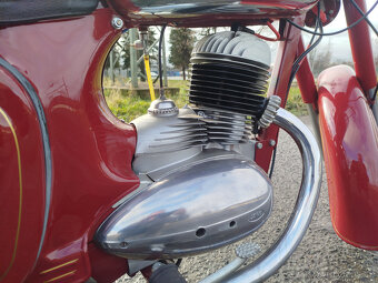 Jawa 250/353 - 10