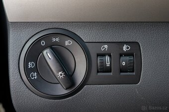 Volkswagen Touran 1.9TDI Trendline (7 míst, 77 kW) - 10