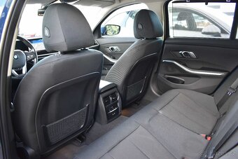 BMW 320d xDrive NEZÁVISLÉ TOPENÍ DPH ČR 1.MAJITEL - 10