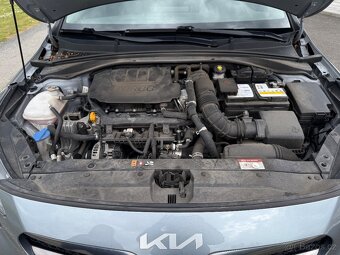 Kia XCeed - 10