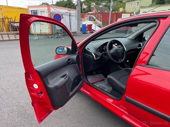 Peugeot 206, 1,1 44kW, SERVISKA - 10