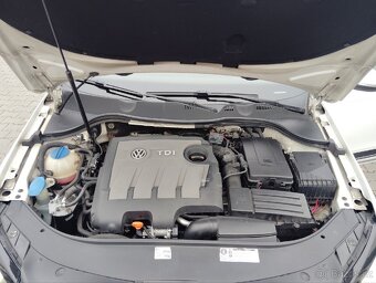 VW Passat 1.6 TDI 77kw rok 2012 - 10