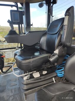 JCB Fastrac 8330 - 10