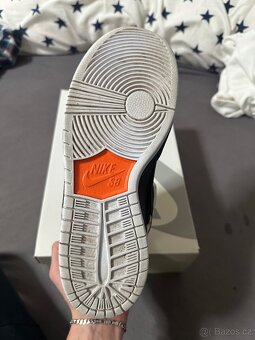 Nike SB Dunk Low TIGHTBOOTH - 10