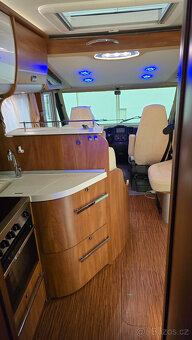 Obytný vůz karavan Laika Kreos 7009 - 10