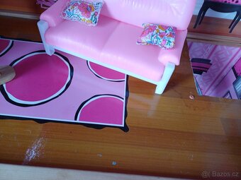 Obrovský dům pro panenky Barbie Kidkraft Sparkle Mansio - 10