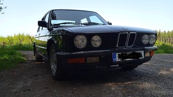 Bmw E28 520i - 10