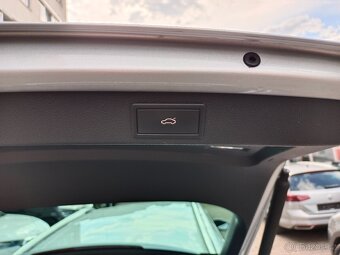 Škoda Superb 3 Combi Style 2.0TDI 110kW DSG 61tkm Matrix Qi - 10