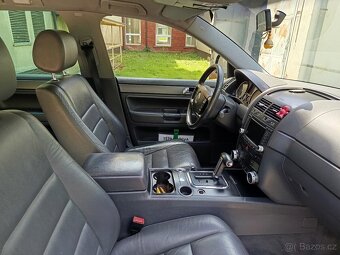VW Touareg 3.0 TDI V6 165kW 2006 BKS automat - 10