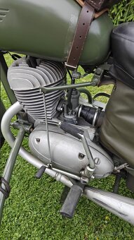 Jawa 250/579 Army - 10