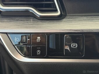 Kia Sportage 1,6 T-GDI,EXCLUSIVE,ZÁRUKA,ČR - 10