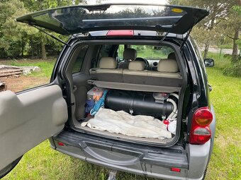 Jeep Cherokee 2.4 LPG MANUAL - 10