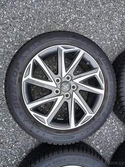 Zimní orig alu kola Toyota Yaris Dunlop 195/55/16 vzorek 8mm - 10