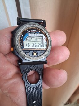 Digitální hodinky TIMEX - 10