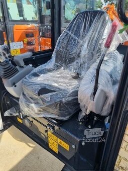HITACHI ZX19-6 - 10