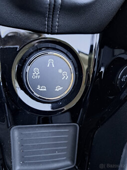 Peugeot 2008 11/2018,benzin 130 koní, 58 tkm, STK 6/2027 - 10