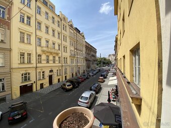 Jedinečný byt 4+kk, 126m2/B/T - Praha - Smíchov - 10