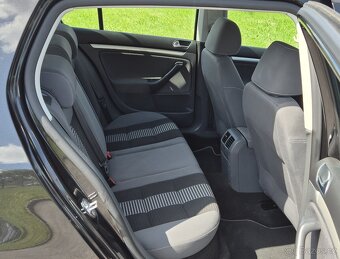 Volkswagen Golf V 1.9 TDI 66KW - 10