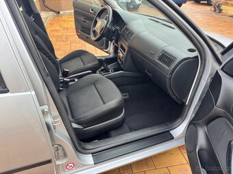 Volkswagen Golf IV 1.4i 55Kw Comfort - Klima - 10